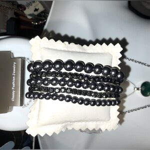 5pc MULTY STRAND CRYSTAL HEMATITE GUN METAL BEADING BRACELET 2002 VINTAGE NEW